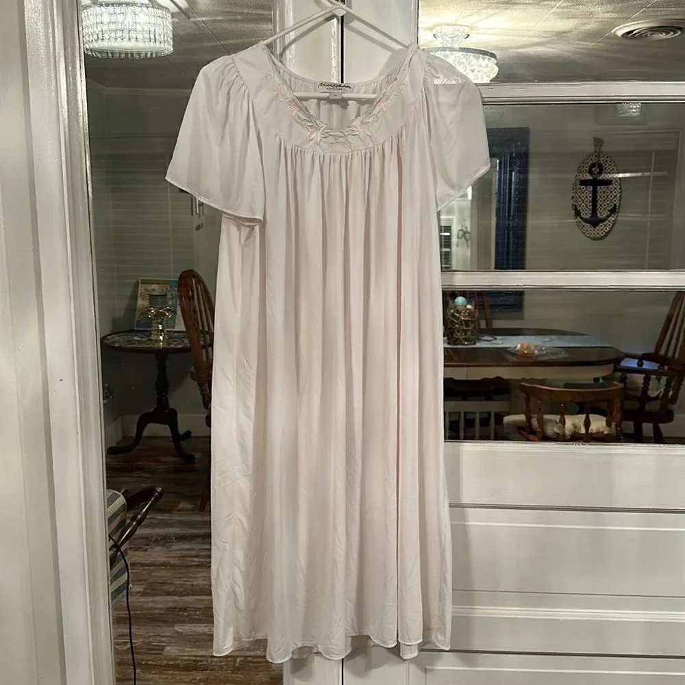 Vintage Miss Elaine Nylon Nightgown